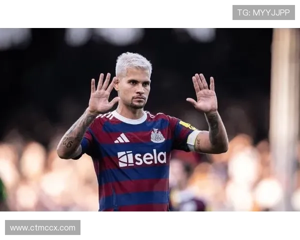 吉马良斯：纽卡志在联赛杯卫冕 本月飞行窗户破损让我至今心有余悸